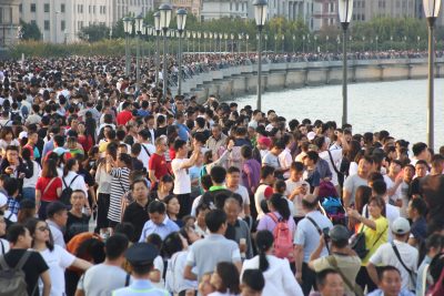 Dân số Trung Quốc giảm xuống dưới 1,4 tỷ người