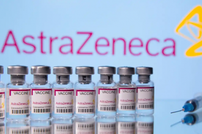 Một số người Nhật lo ngại về các trường hợp gây đông máu của vaccine AstraZeneca.