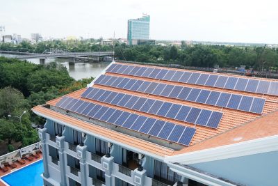 Tổng công suất năng lượng mặt trời mái nhà ở Việt Nam đạt 9,3 GW cuối năm ngoái.