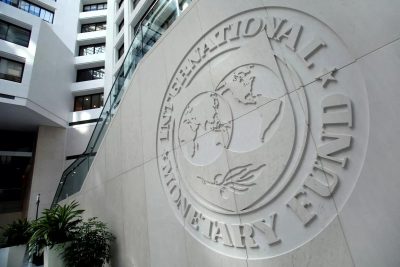 IMF dự báo kinh tế thế giới tăng 4,4% năm 2022, giảm 0,5 điểm phần trăm so với dự báo trước đó.