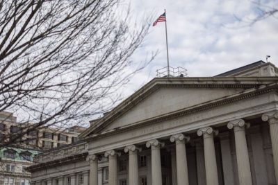 Fed có thể tăng lãi suất ở mức 0,5 điểm phần trăm sớm nhất vào tháng tới.