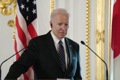 "Đó là cam kết mà chúng tôi đưa ra", ông Biden phát biểu tại Tokyo.