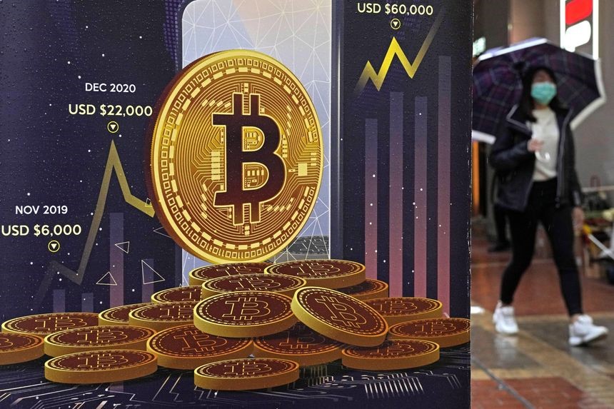 Bitcoin và tiền mã hóa ngày càng biến động giống như cổ phiếu công nghệ.