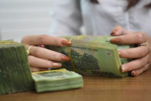 Doanh nghiệp mua lại gần 12.000 tỷ đồng trái phiếu trước hạn trong tháng 4.