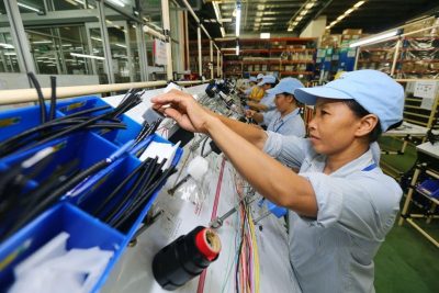 Mức lương tối thiểu mới tăng bình quân 6% so với mức lương tối thiểu hiện hành.