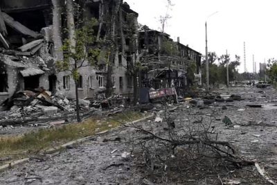 Các tòa nhà dân cư bị phát hủy trong cuộc chiến ở Lysychansk, Ukraine. Nguồn: Cục quản lý quân sự khu vực Luhansk.