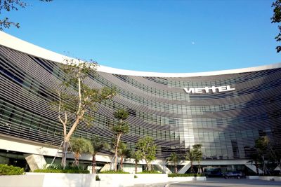 Viettel chiếm 54% thị phần thuê bao di động và 40% thị phần thuê bao Internet cáp quang.