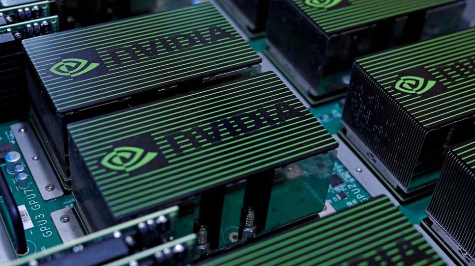 Nvidia và AMD bị ảnh hưởng bởi các biện pháp kiểm soát xuất khẩu của Mỹ liên quan đến các lô hàng chip tiên tiến sang Trung Quốc.