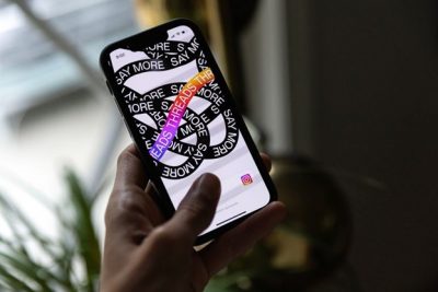 Các giám đốc của Meta báo hiệu họ không thấy lo ngại vì mức độ tương tác của người dùng giảm và nói rằng họ đang nghiên cứu các tính năng bổ sung.