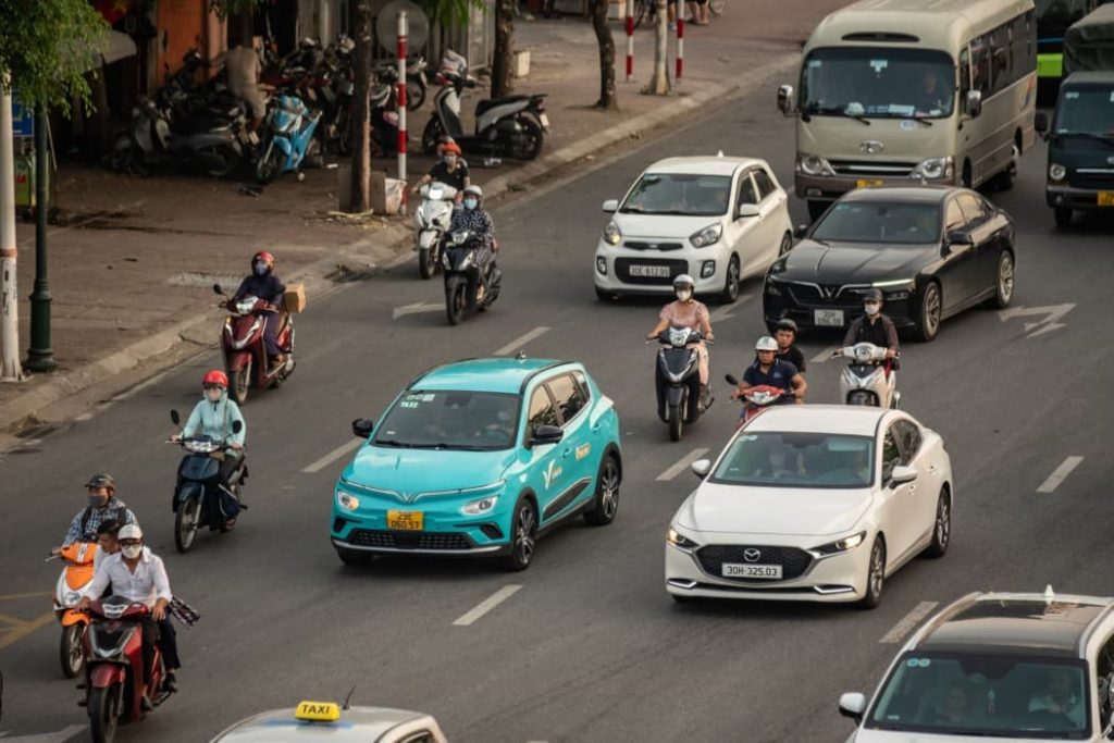 Hồi tháng 3, hãng taxi Xanh SM đặt mua tối đa 30.000 ô tô điện VinFast trong 24 tháng.